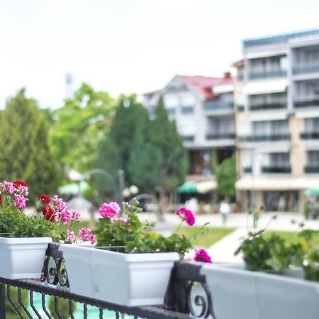Seasons Hotel Struga Exterior photo